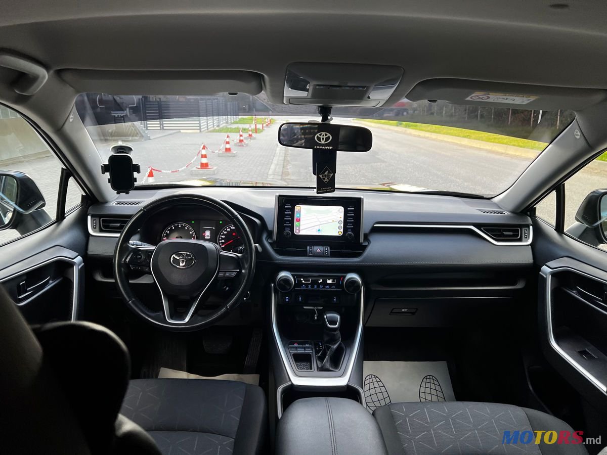 2022' Toyota RAV4 photo #6