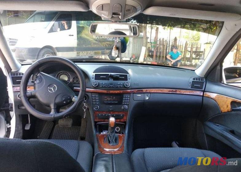 2003' Mercedes-Benz E photo #1