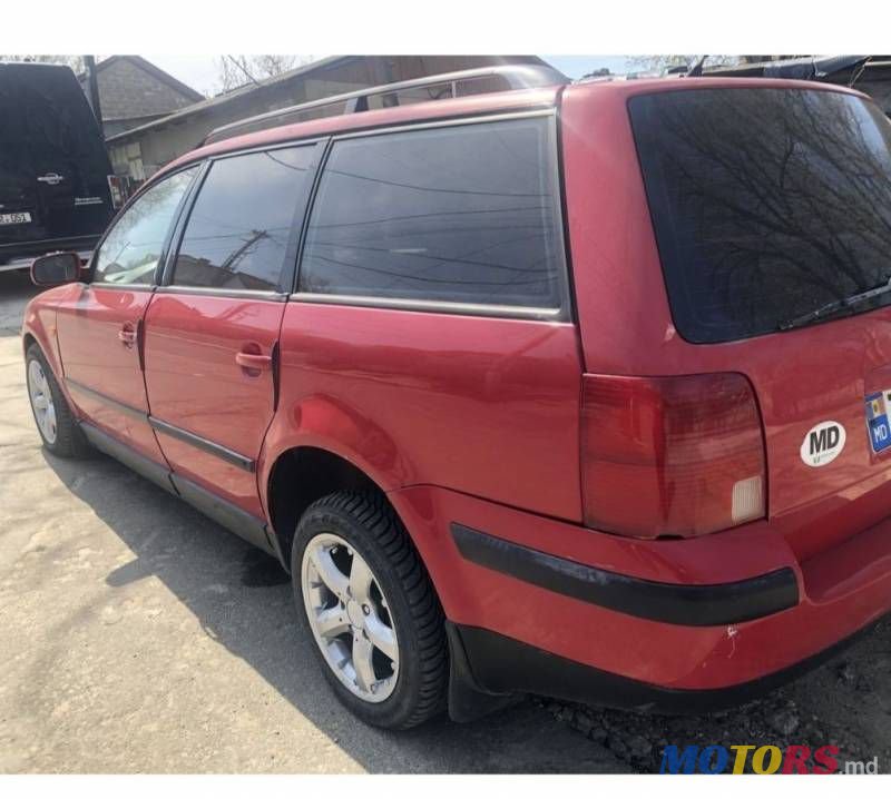 1998' Volkswagen Passat photo #4