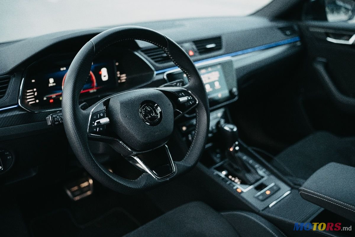 2023' Skoda Superb photo #6