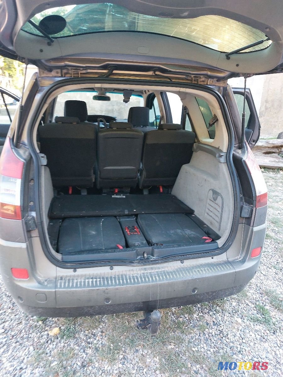 2006' Renault Grand Scenic photo #5