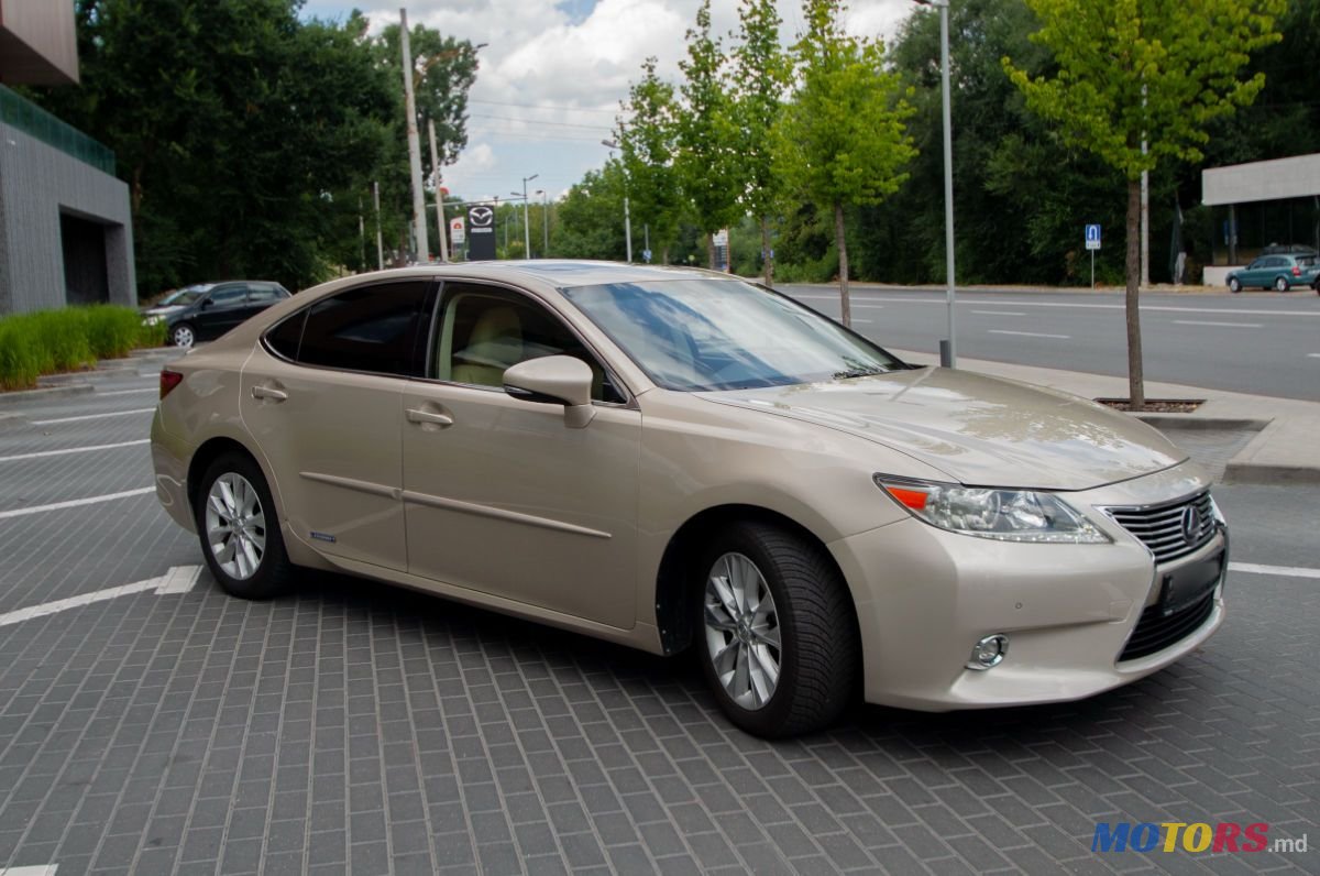 2014' Lexus Es Series photo #3