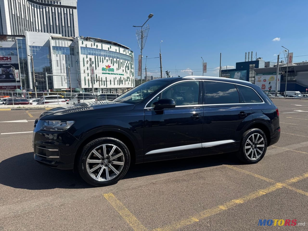 2017' Audi Q7 photo #6