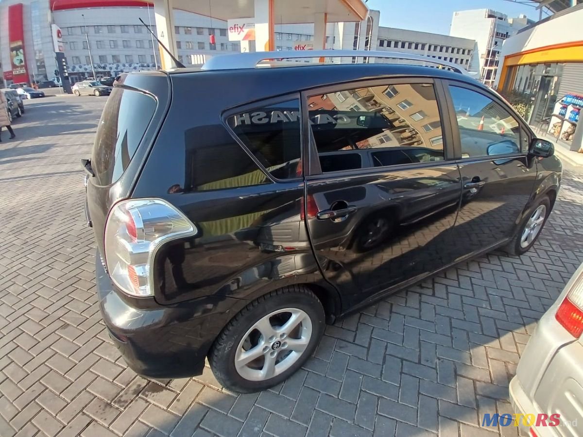 2008' Toyota Corolla Verso photo #5