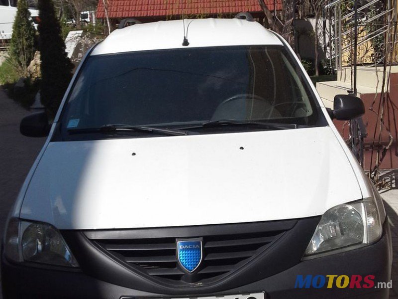 2008' Dacia Logan photo #4