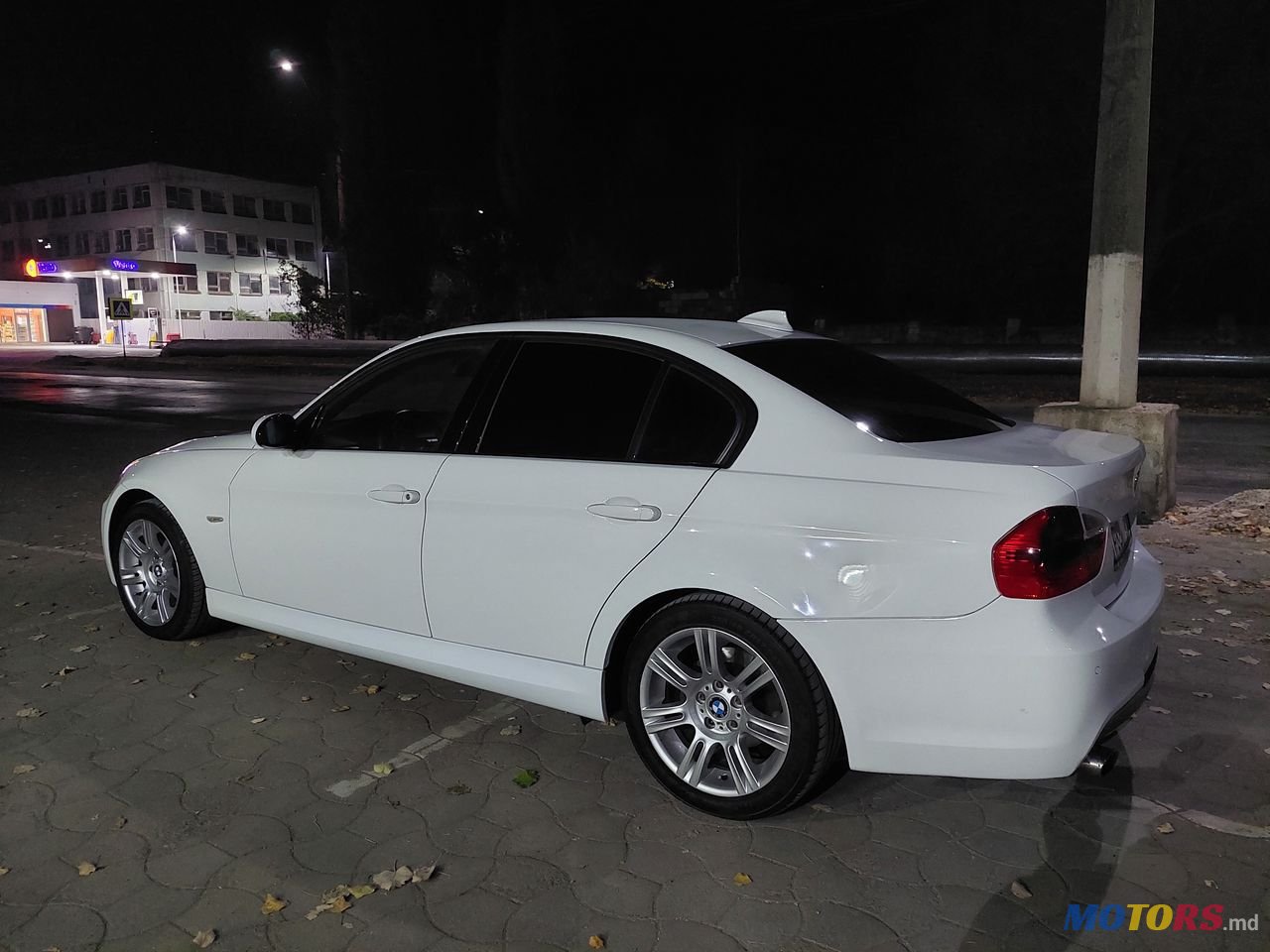 2008' BMW 3 Series photo #6