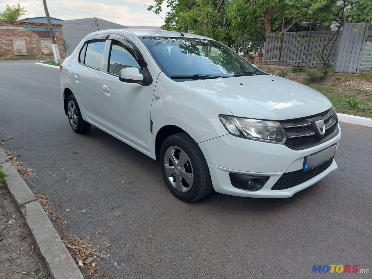 2013' Dacia Logan photo #4