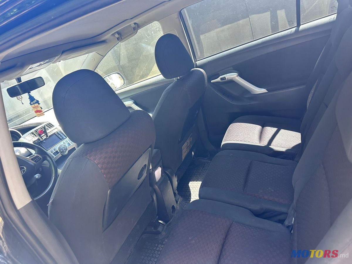 2011' Toyota Verso photo #4