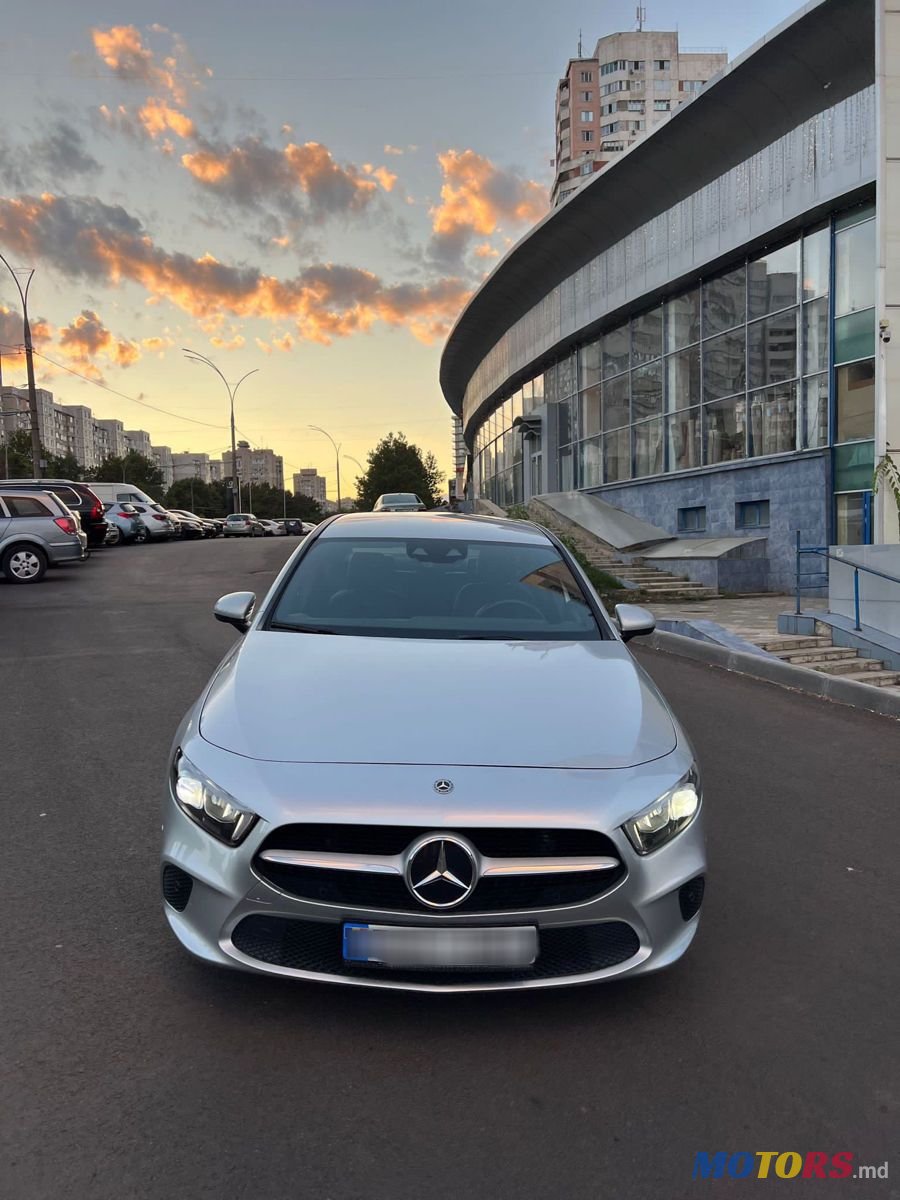 2019' Mercedes-Benz A-Class photo #3
