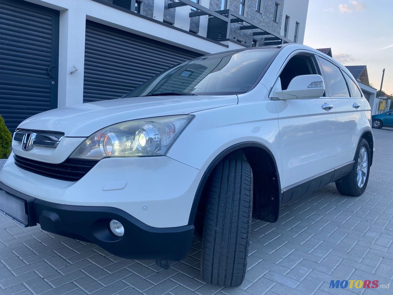 2008' Honda CR-V photo #2