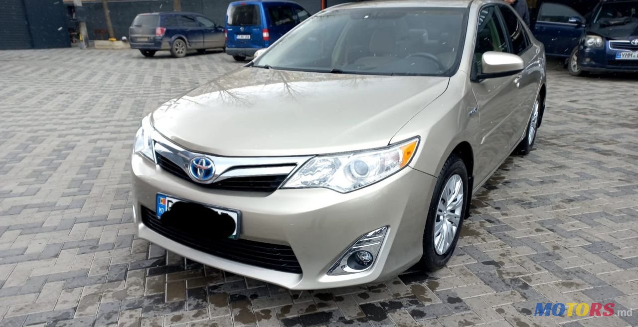 2013' Toyota Camry photo #1