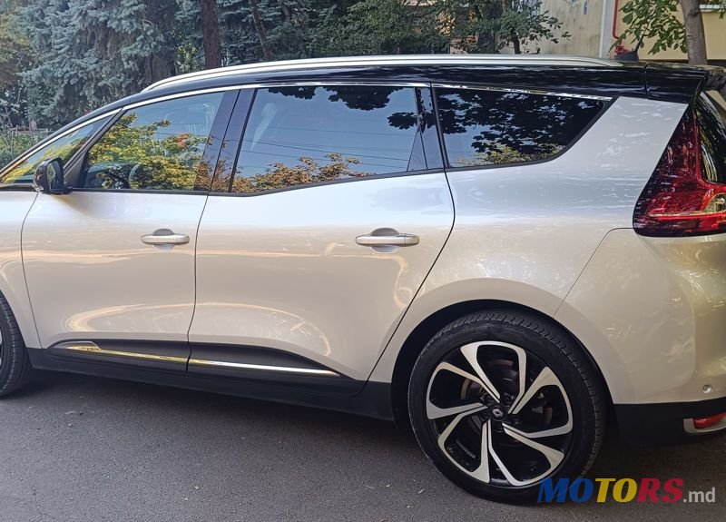 2018' Renault Grand Scenic photo #3