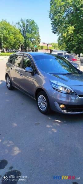 2012' Renault Grand Scenic photo #4