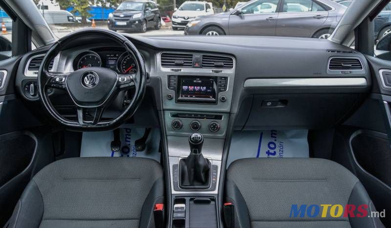 2014' Volkswagen Golf photo #4