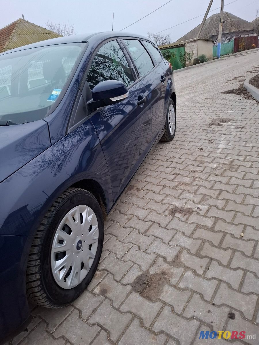2016' Ford Focus photo #2