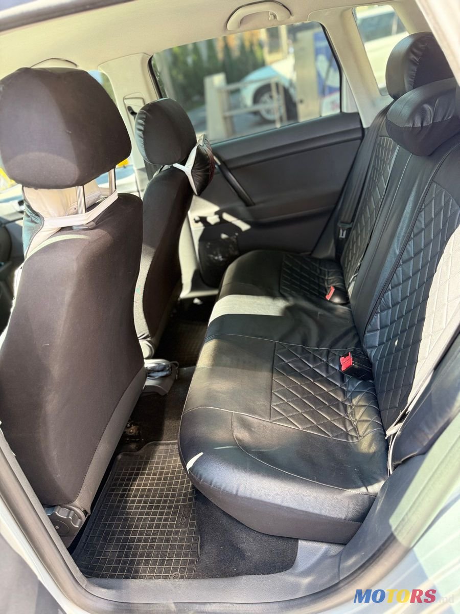 2007' Volkswagen Polo photo #4