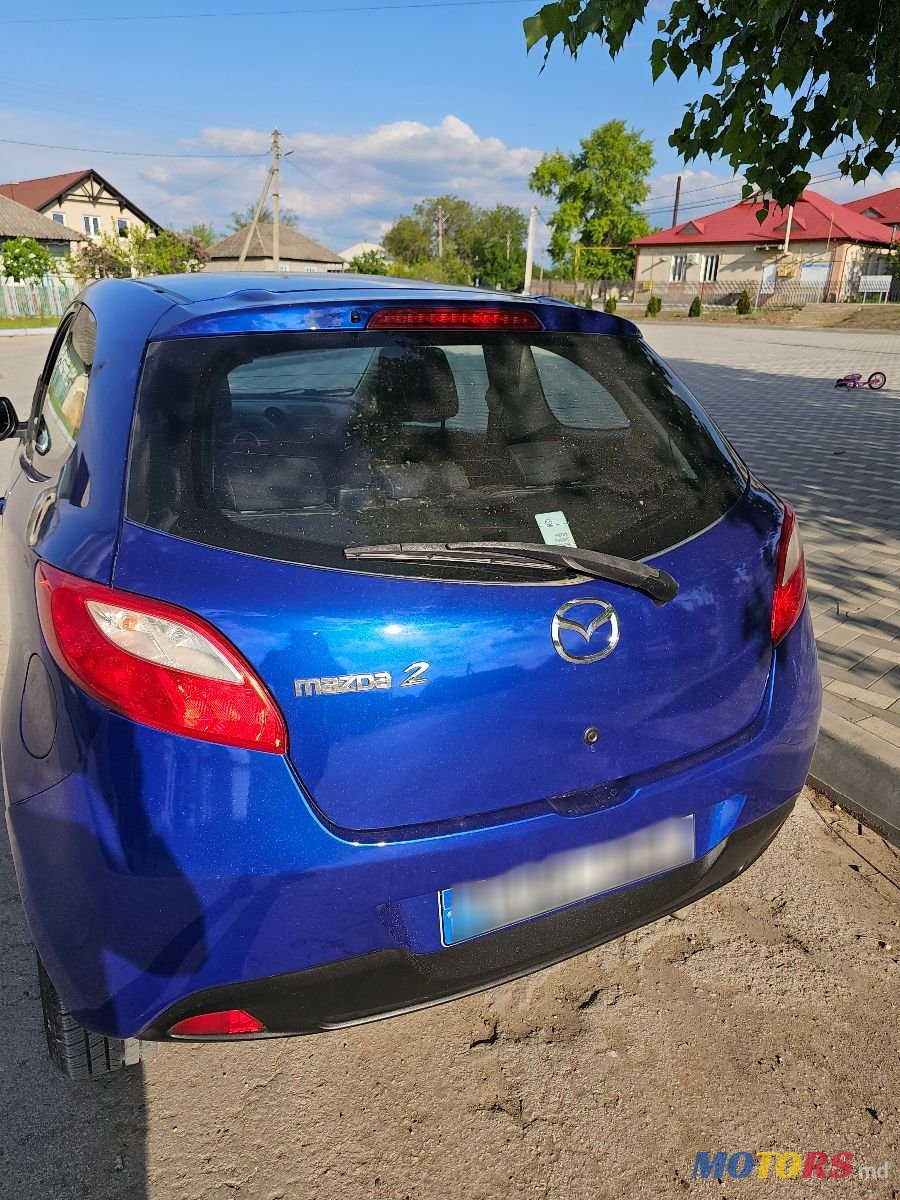 2009' Mazda 2 photo #2