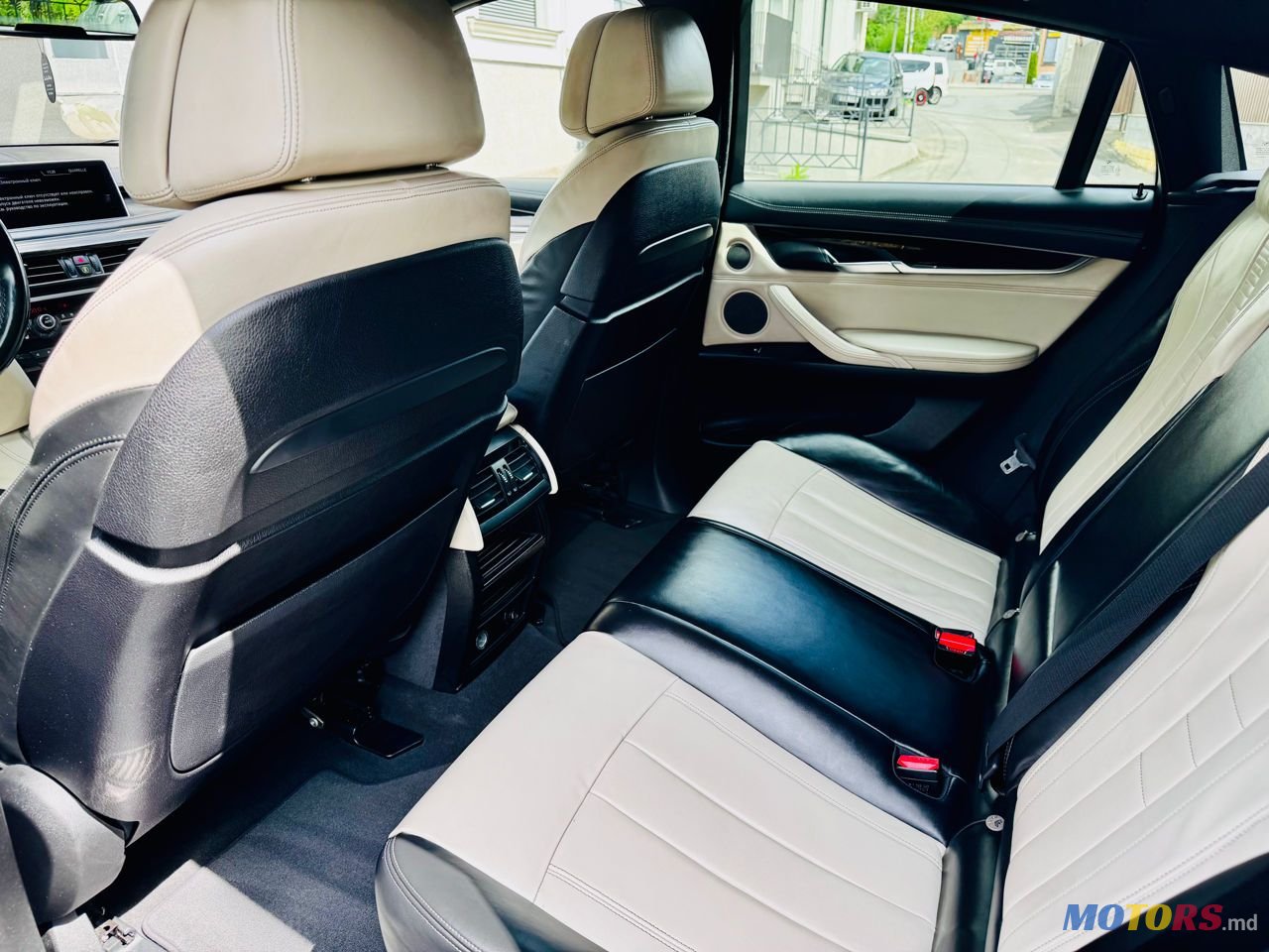 2016' BMW X6 photo #6