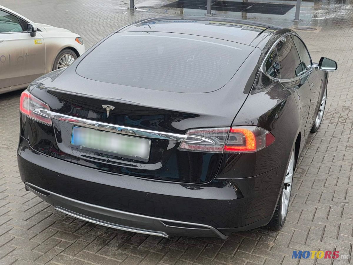 2015' Tesla Model S photo #5