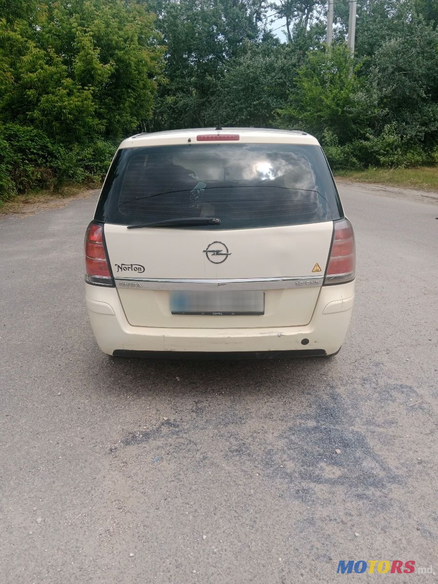 2007' Opel Zafira photo #6