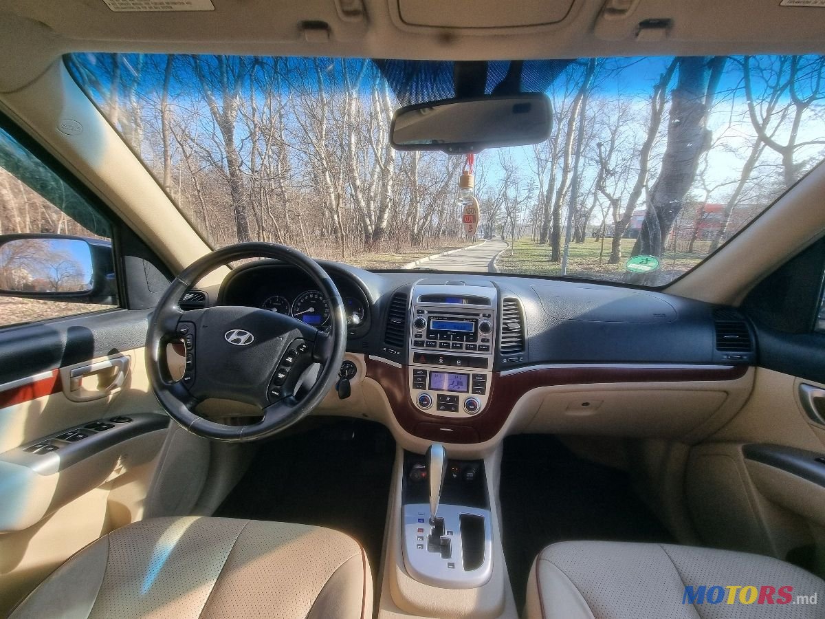 2007' Hyundai Santa Fe photo #4