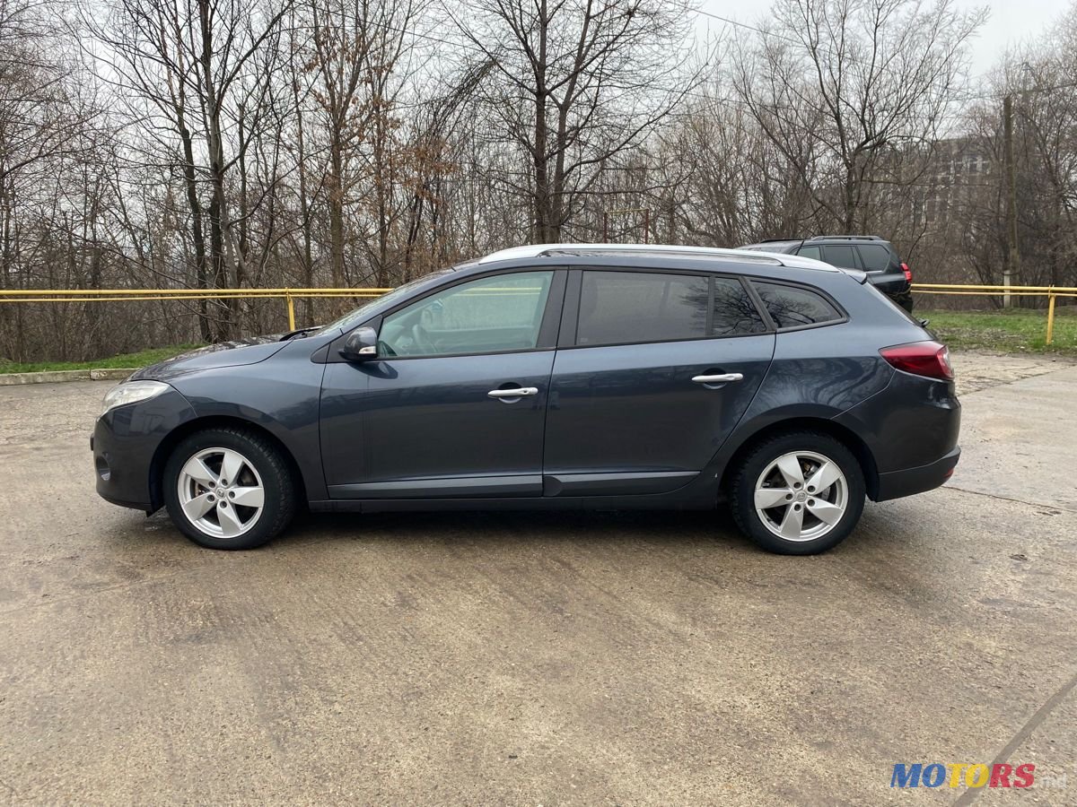 2009' Renault Megane photo #2