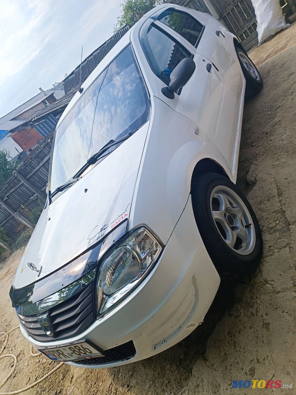 2008' Dacia Logan photo #5