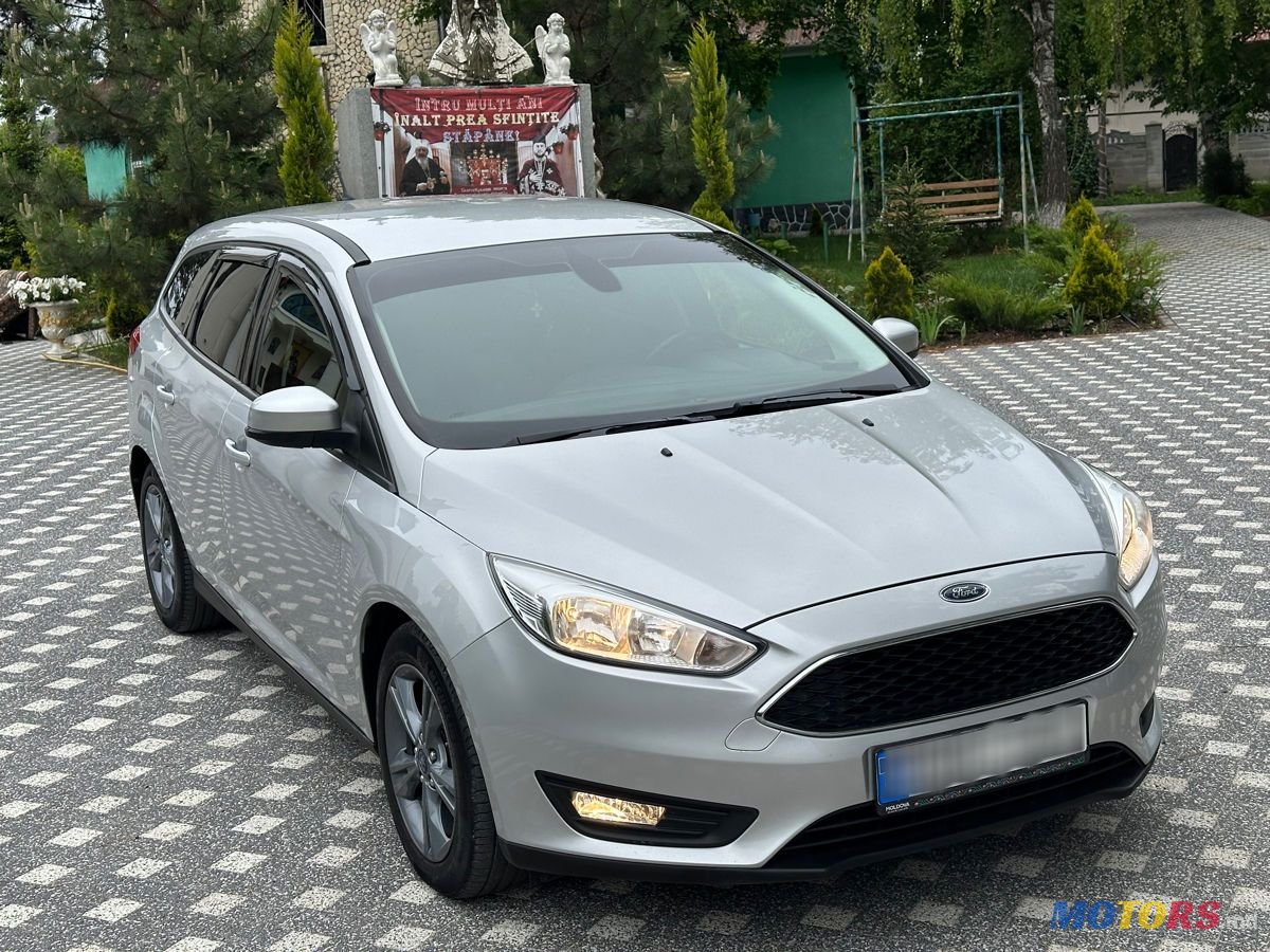 2015' Ford Focus photo #2