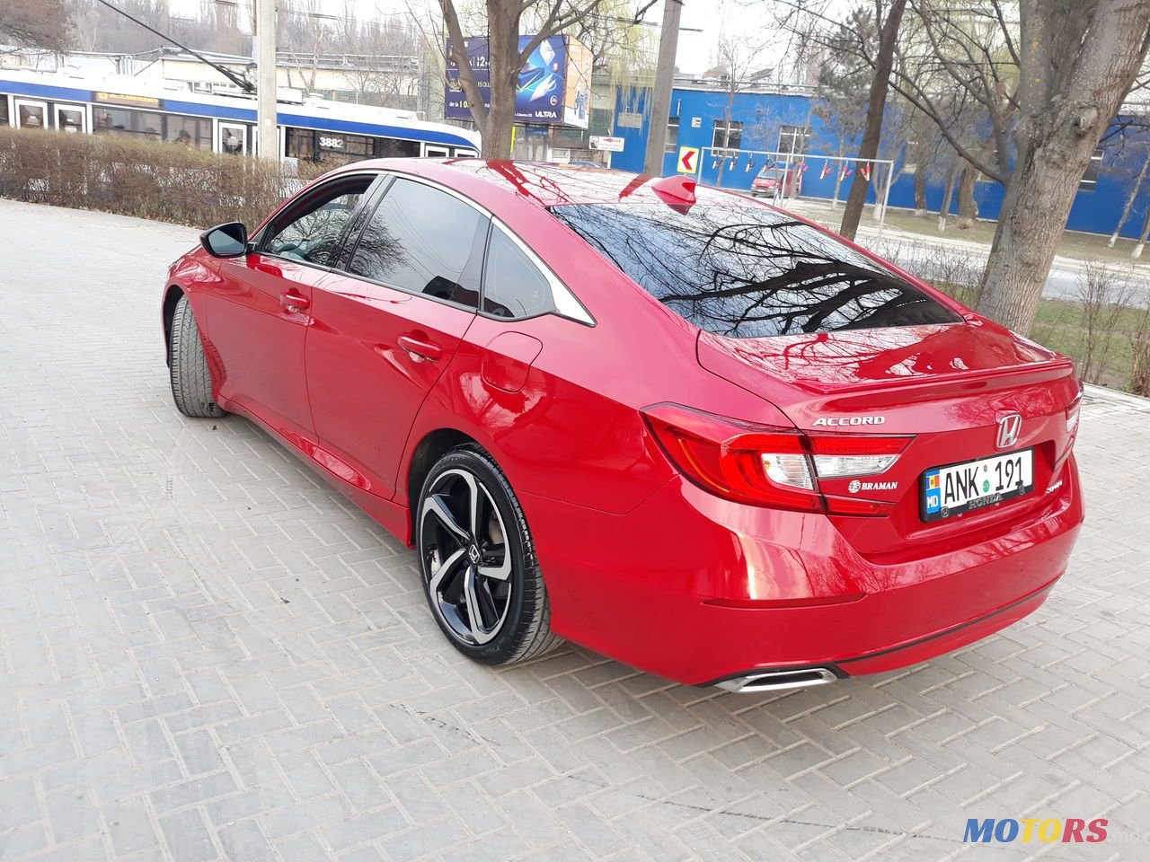 2018' Honda Accord photo #3