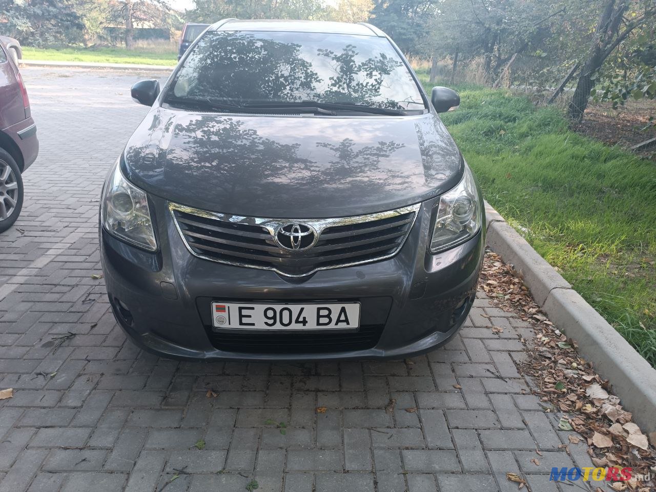 2009' Toyota Avensis photo #1