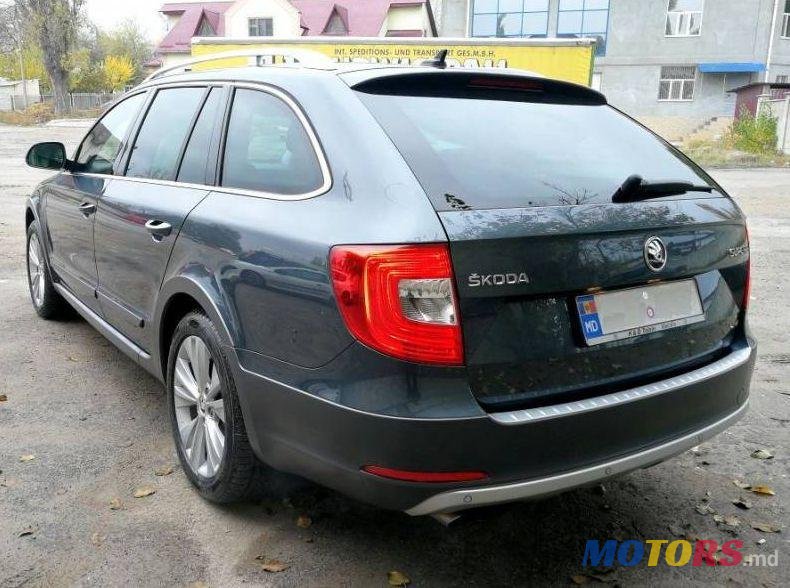 2014' Skoda Superb photo #4