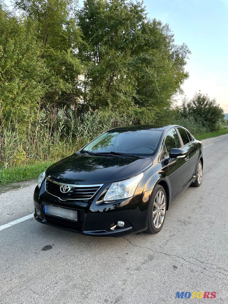 2010' Toyota Avensis photo #1