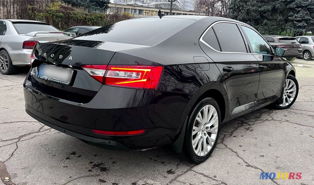 2022' Skoda Superb photo #3