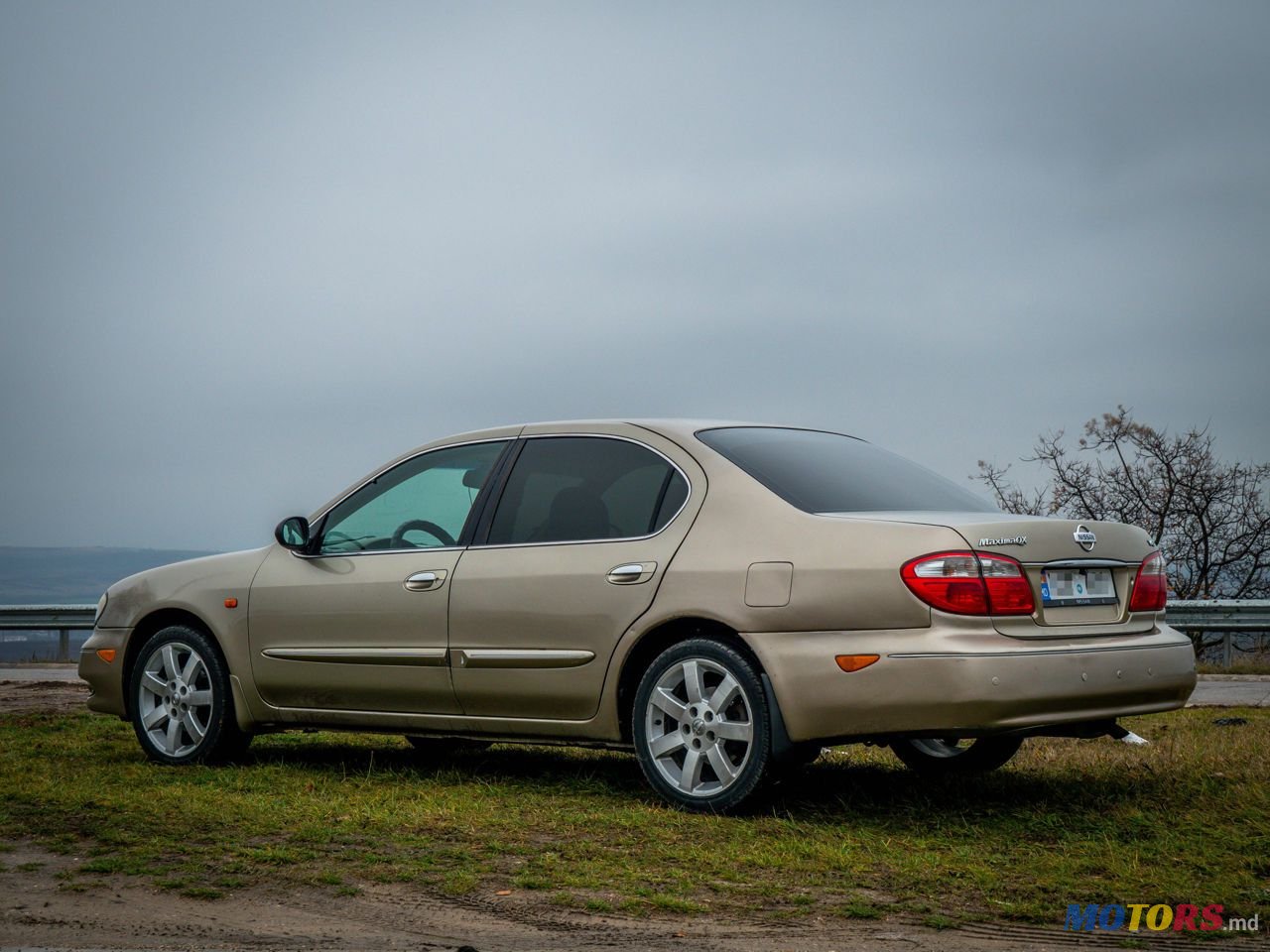 2004' Nissan Maxima photo #2