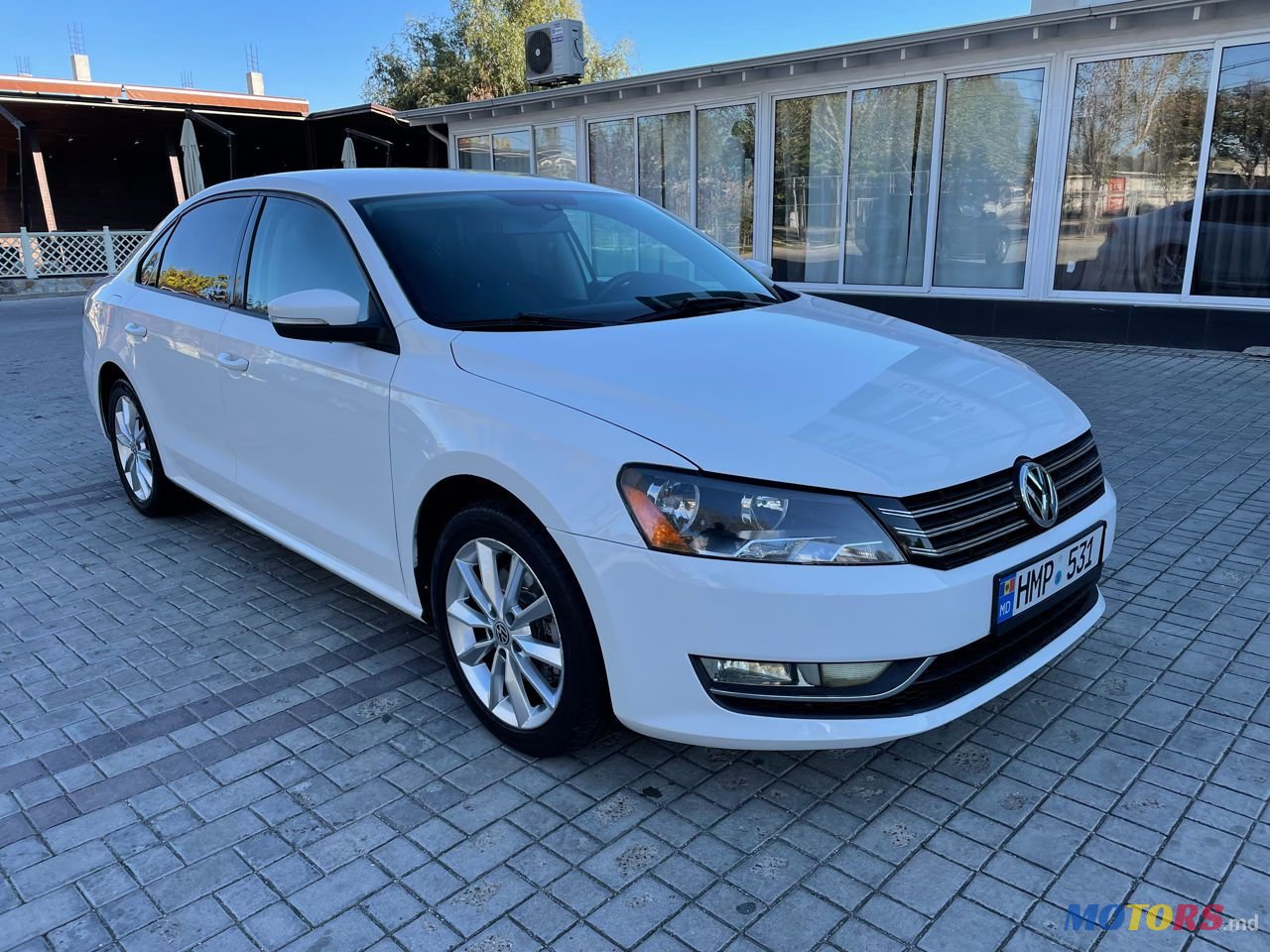 2014' Volkswagen Passat photo #4