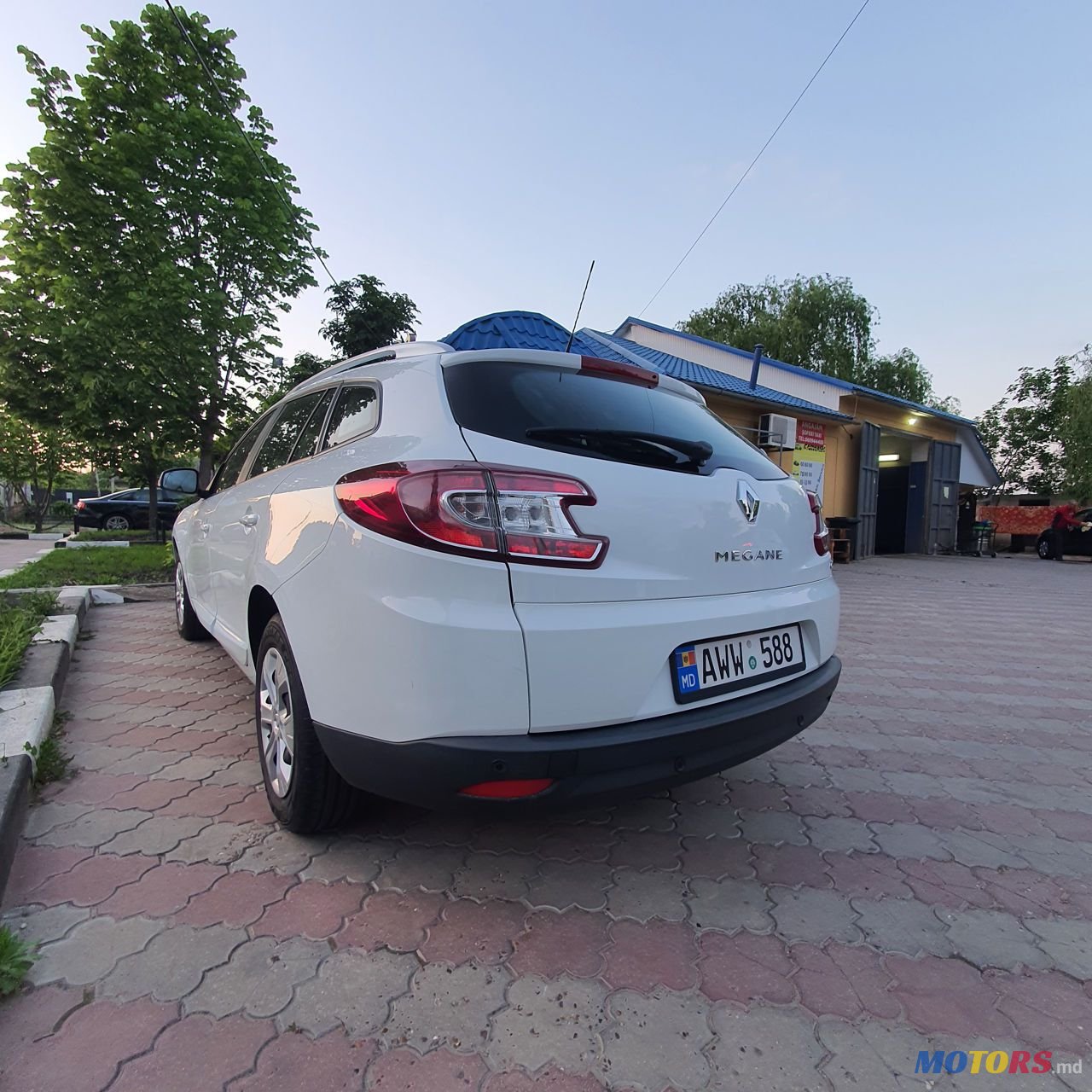 2012' Renault Megane photo #4