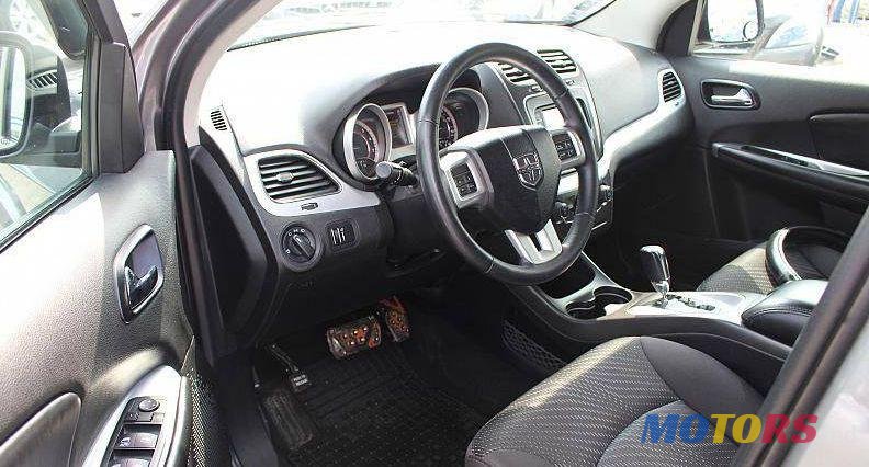 2012' Dodge Journey photo #2