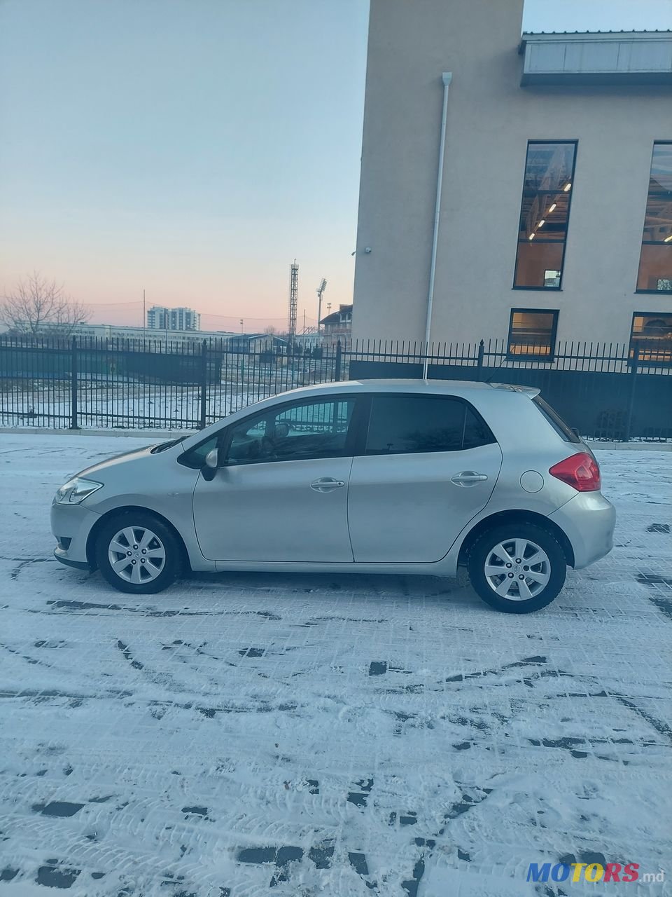 2009' Toyota Auris photo #6