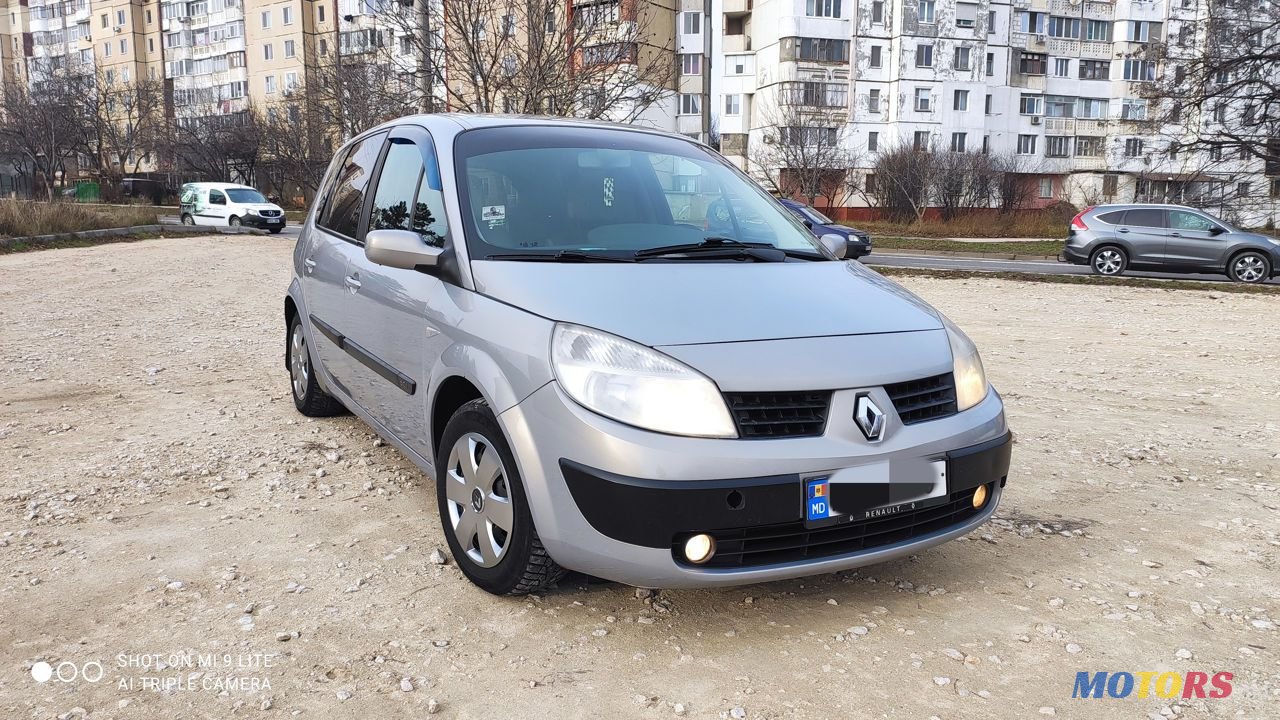 2005' Renault Scenic photo #1