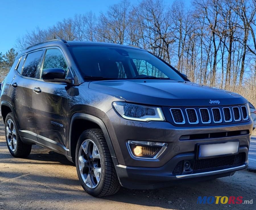 2020' Jeep Compass photo #2