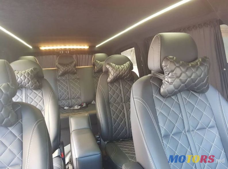 2016' Mercedes-Benz V photo #1