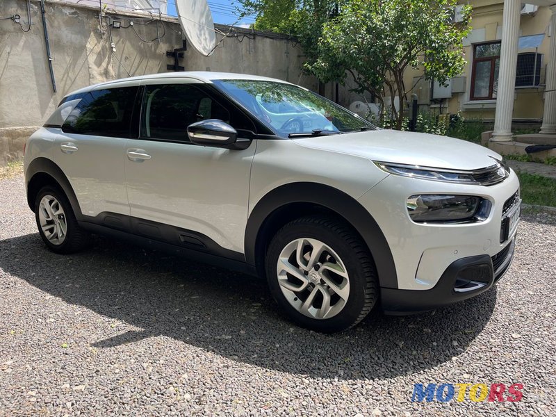 2018' Citroen C4 Cactus photo #2