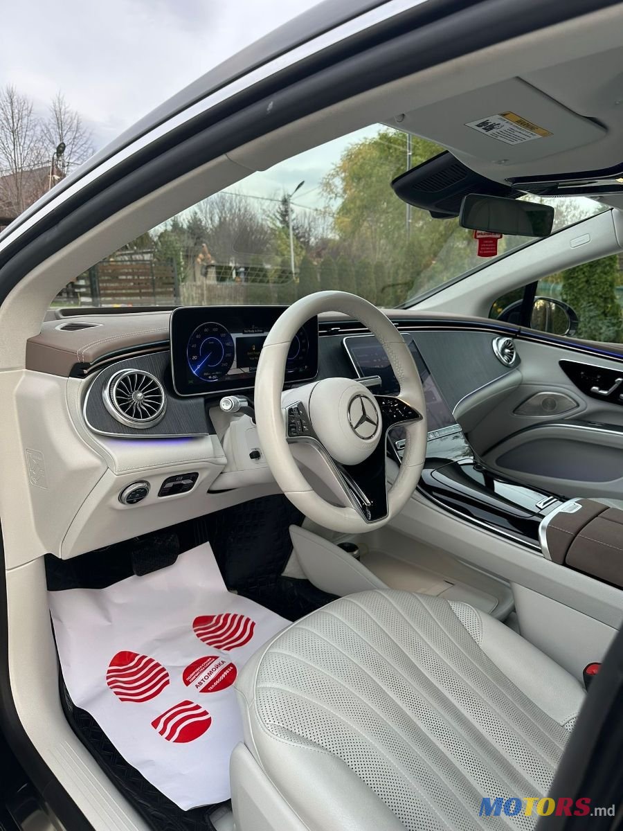 2023' Mercedes-Benz EQS photo #6