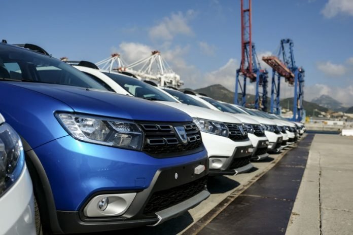 Piața auto în declin, vânzările Dacia în creștere!