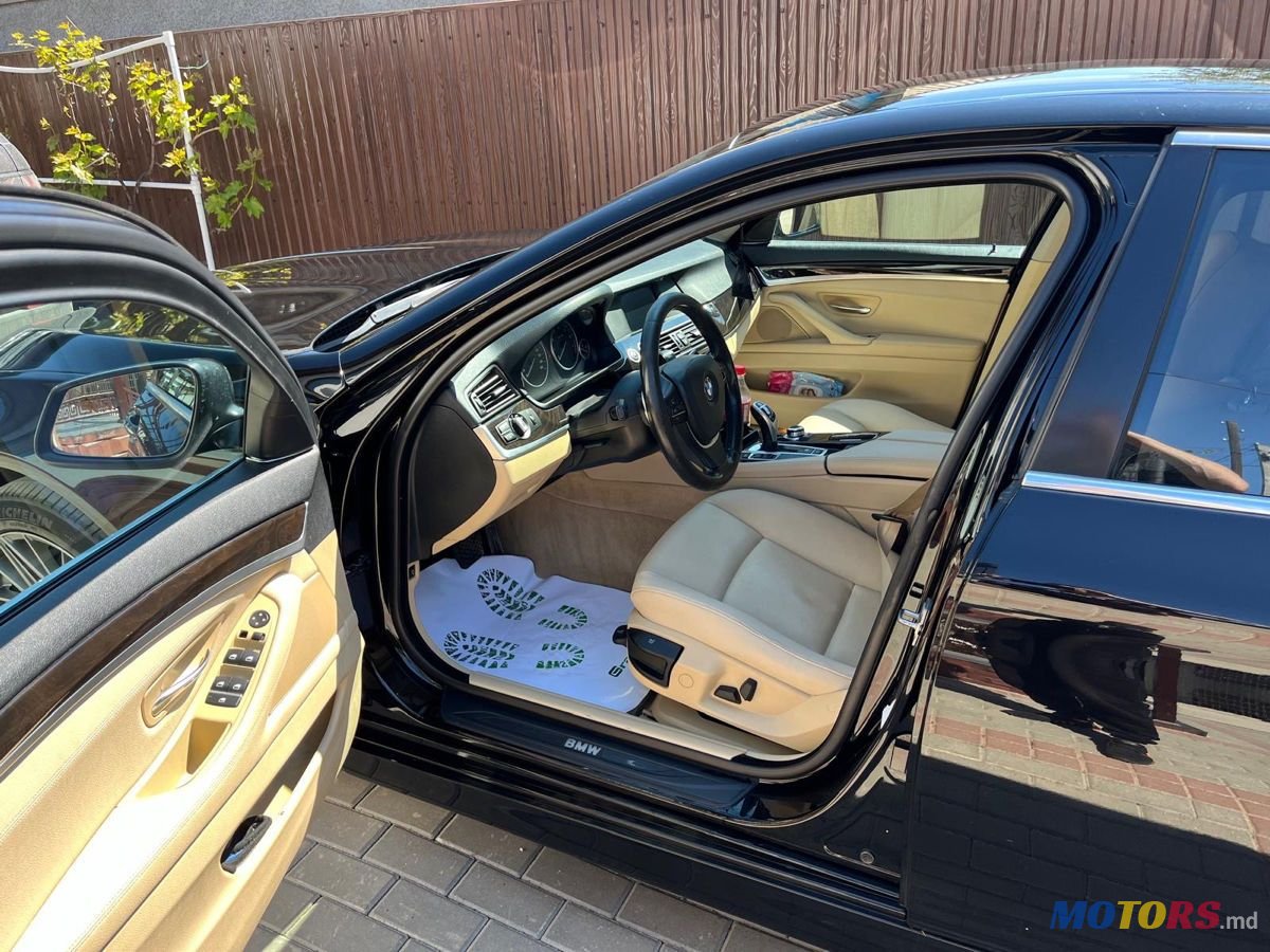 2010' BMW 5 Series photo #5