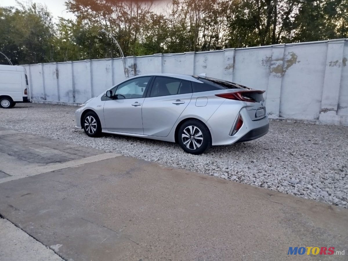 2018' Toyota Prius Prime photo #2
