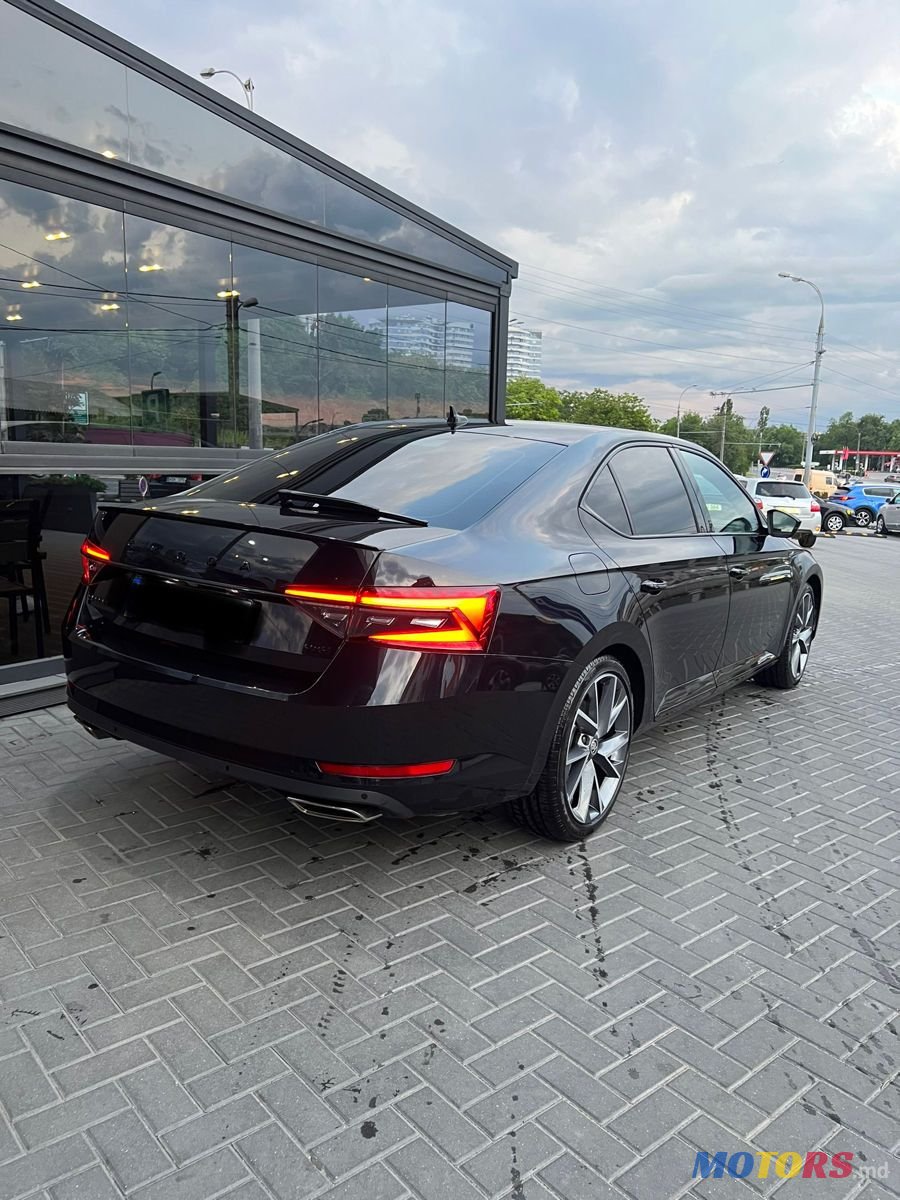 2020' Skoda Superb photo #3