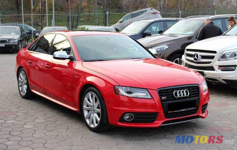 2010' Audi S4 photo #2