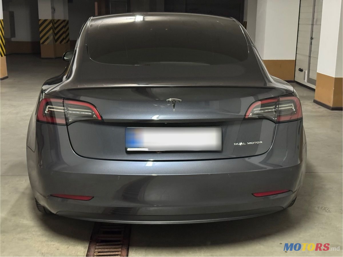 2021' Tesla Model 3 photo #3