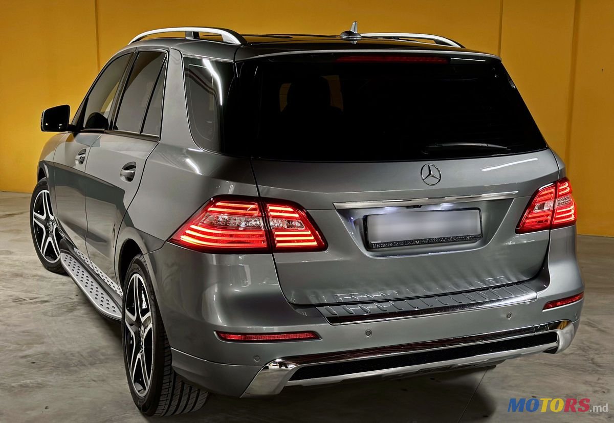 2012' Mercedes-Benz M Класс photo #3